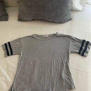 Girls grey shirt